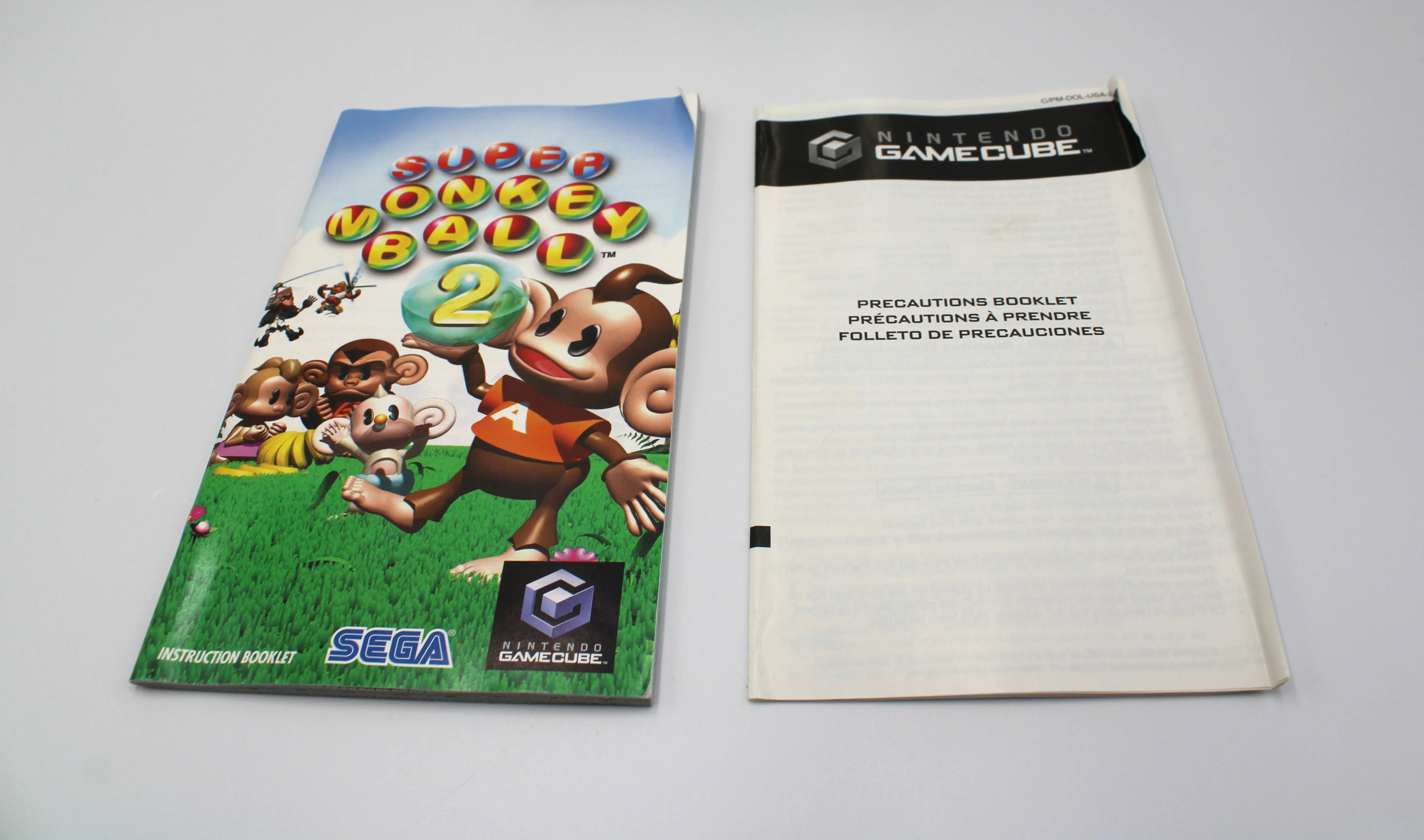 For sale is Super Monkey Ball 2 for Nintendo GameCube. CIB, Complete in Box. Player's Choice version. See picture of front of manual and booklet.