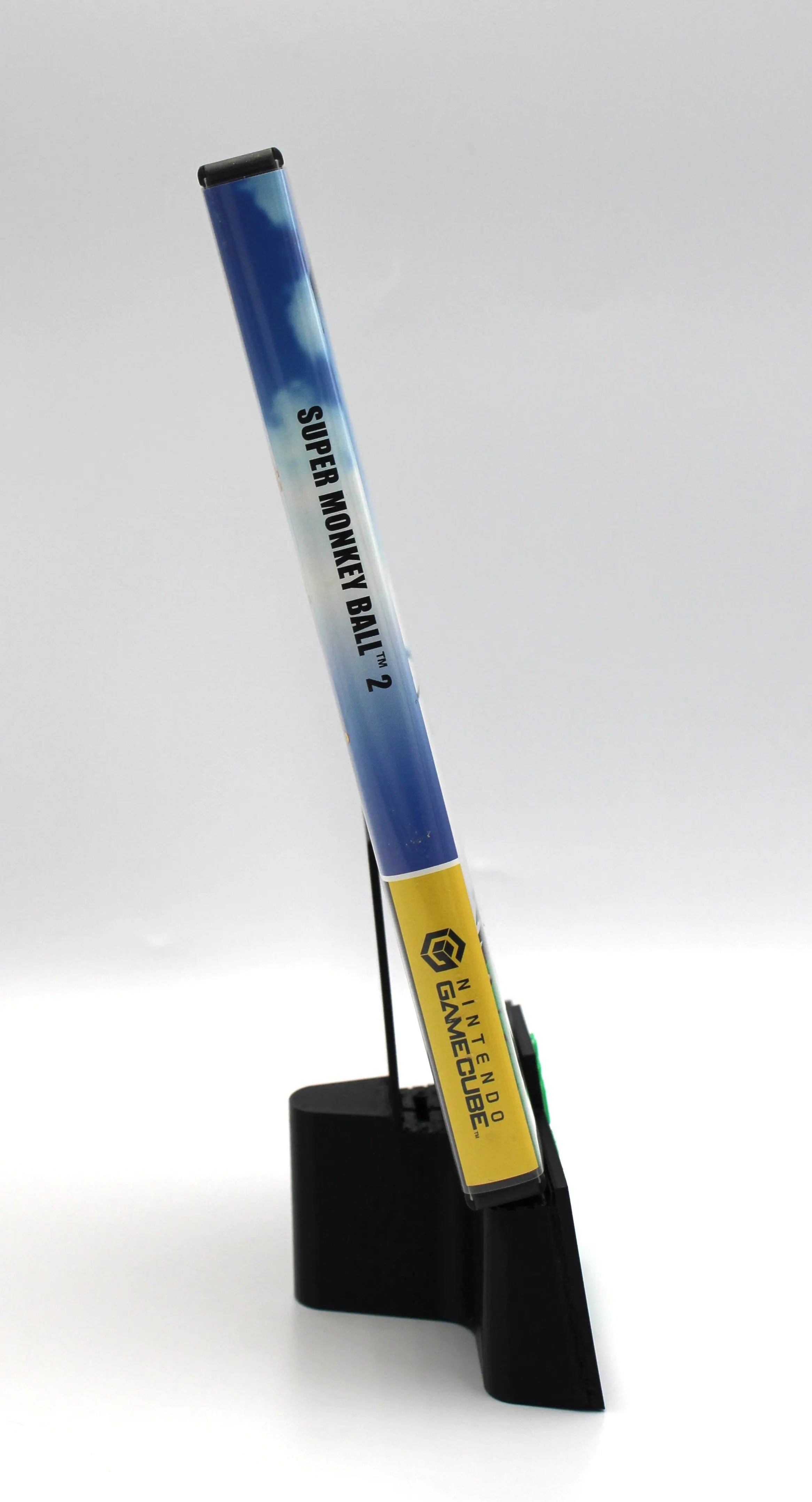 For sale is Super Monkey Ball 2 for Nintendo GameCube. CIB, Complete in Box. Player's Choice version. See picture of bind of case.