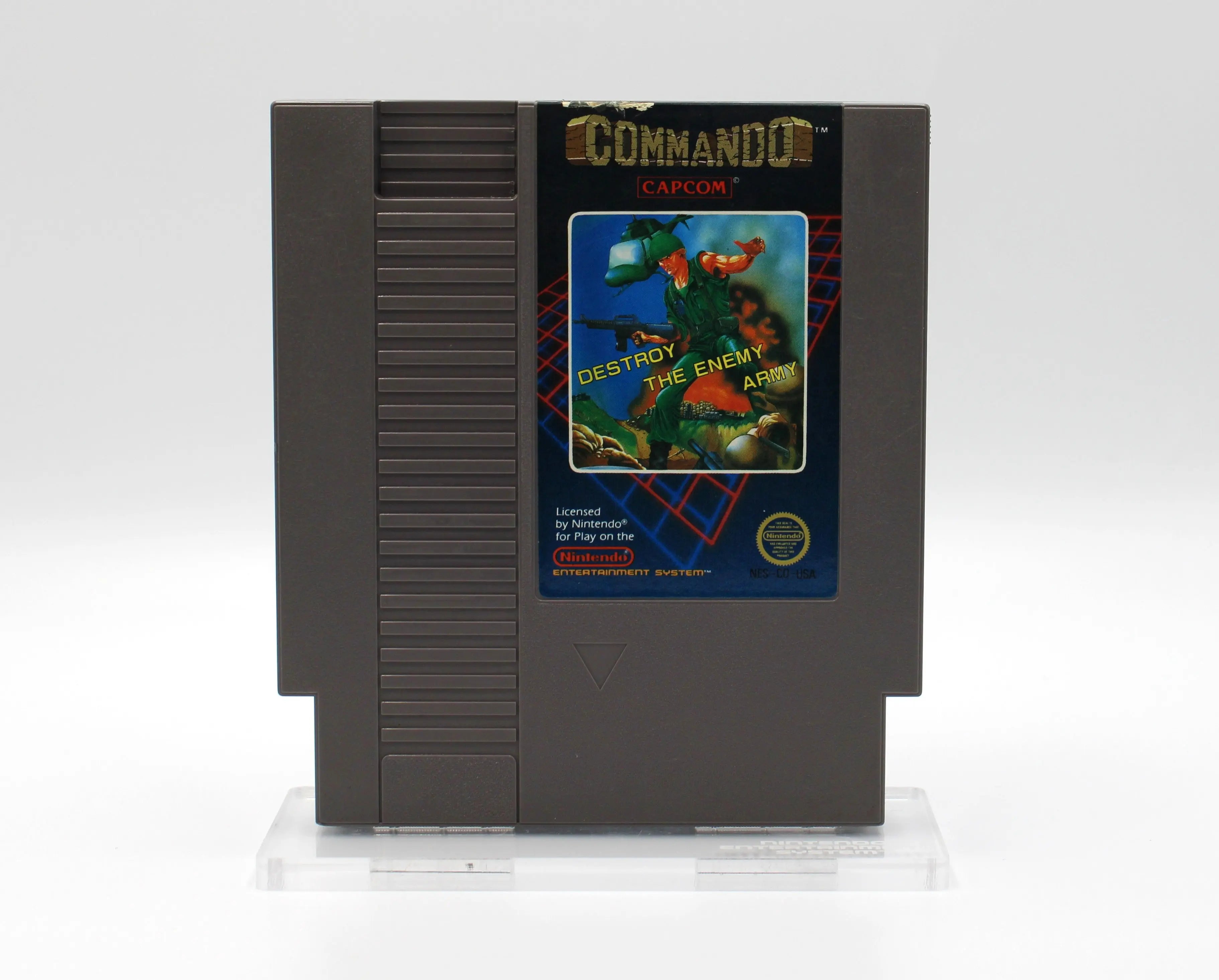 Front image of Commando for Nintendo NES (1986), showing authentic 5-screw cartridge label and NTSC-U edition.