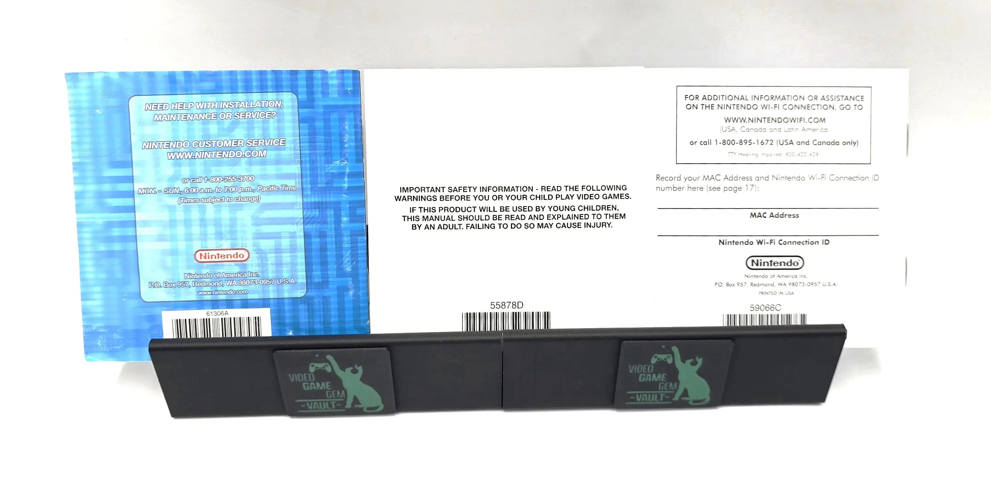 Back side of original inserts for Custom Robo Arena on Nintendo DS – NTSC-U, including Nintendo customer service details.