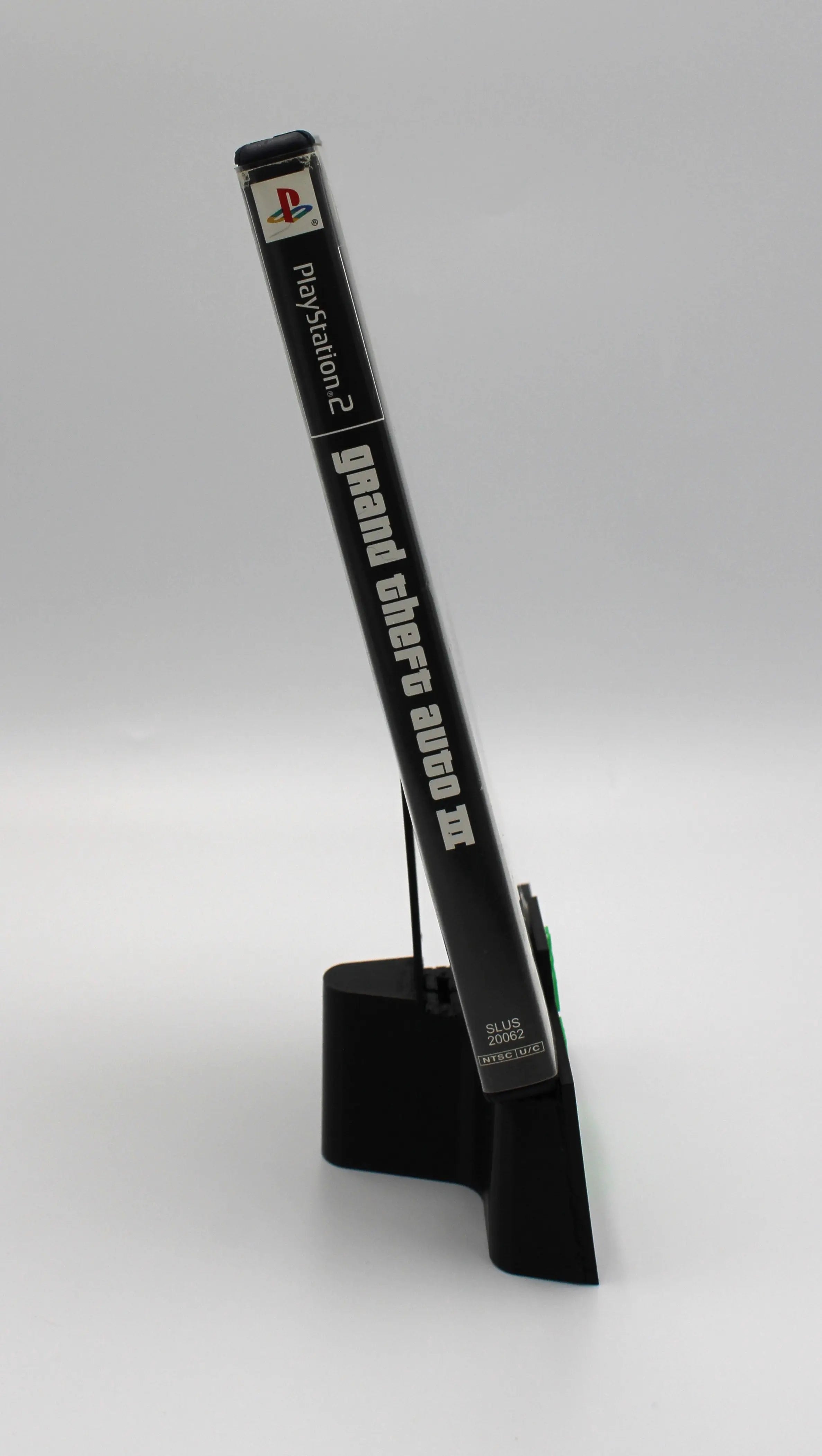 For sale is GTA Grand Theft Auto III 3 for Sony PlayStation 2, PS2. See picture of CIB NTSC-U copy. Bind of case.