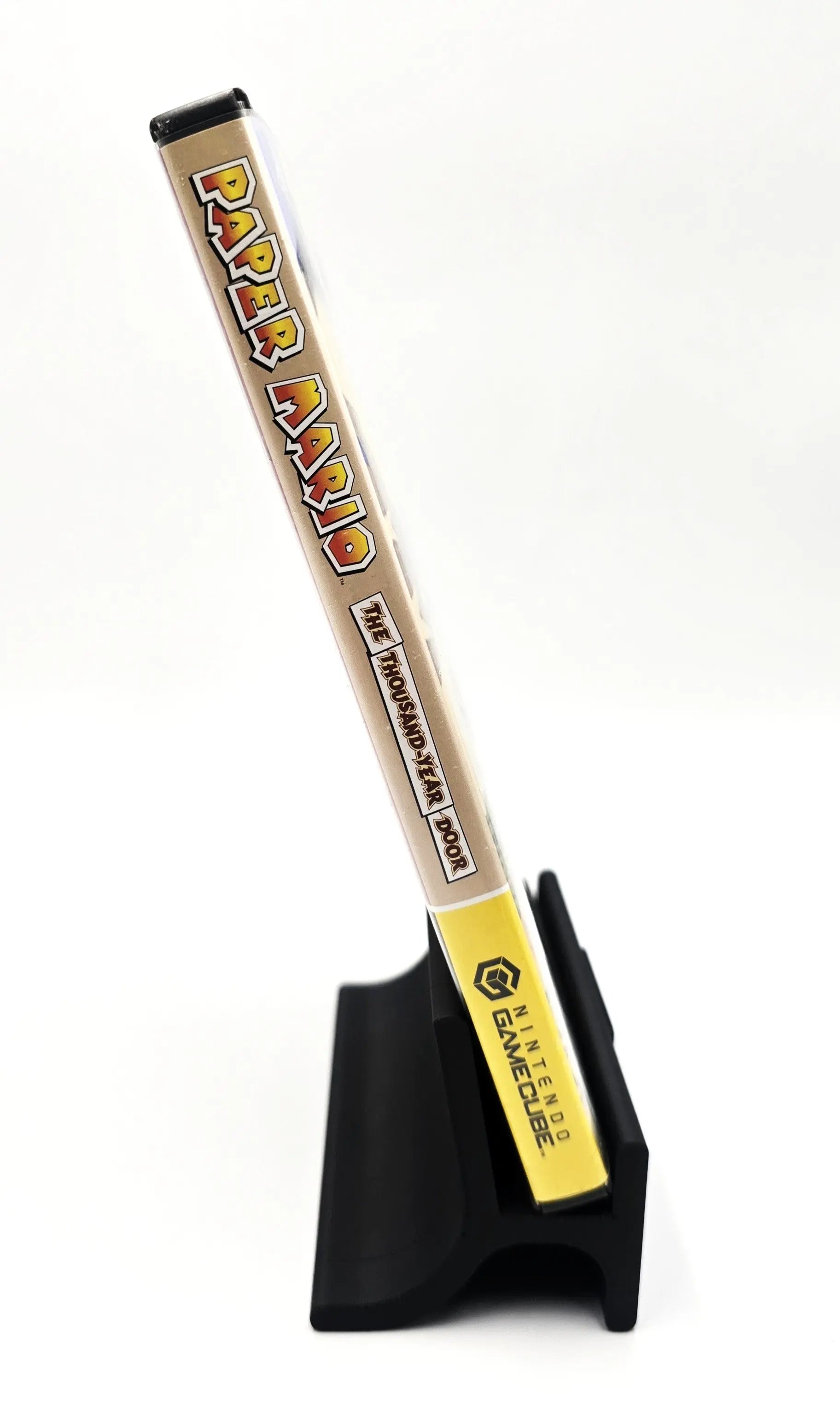 Spine view of Paper Mario: The Thousand-Year Door Player’s Choice Best Seller variant for Nintendo GameCube NTSC-U, with Nintendo GameCube logo and title text.