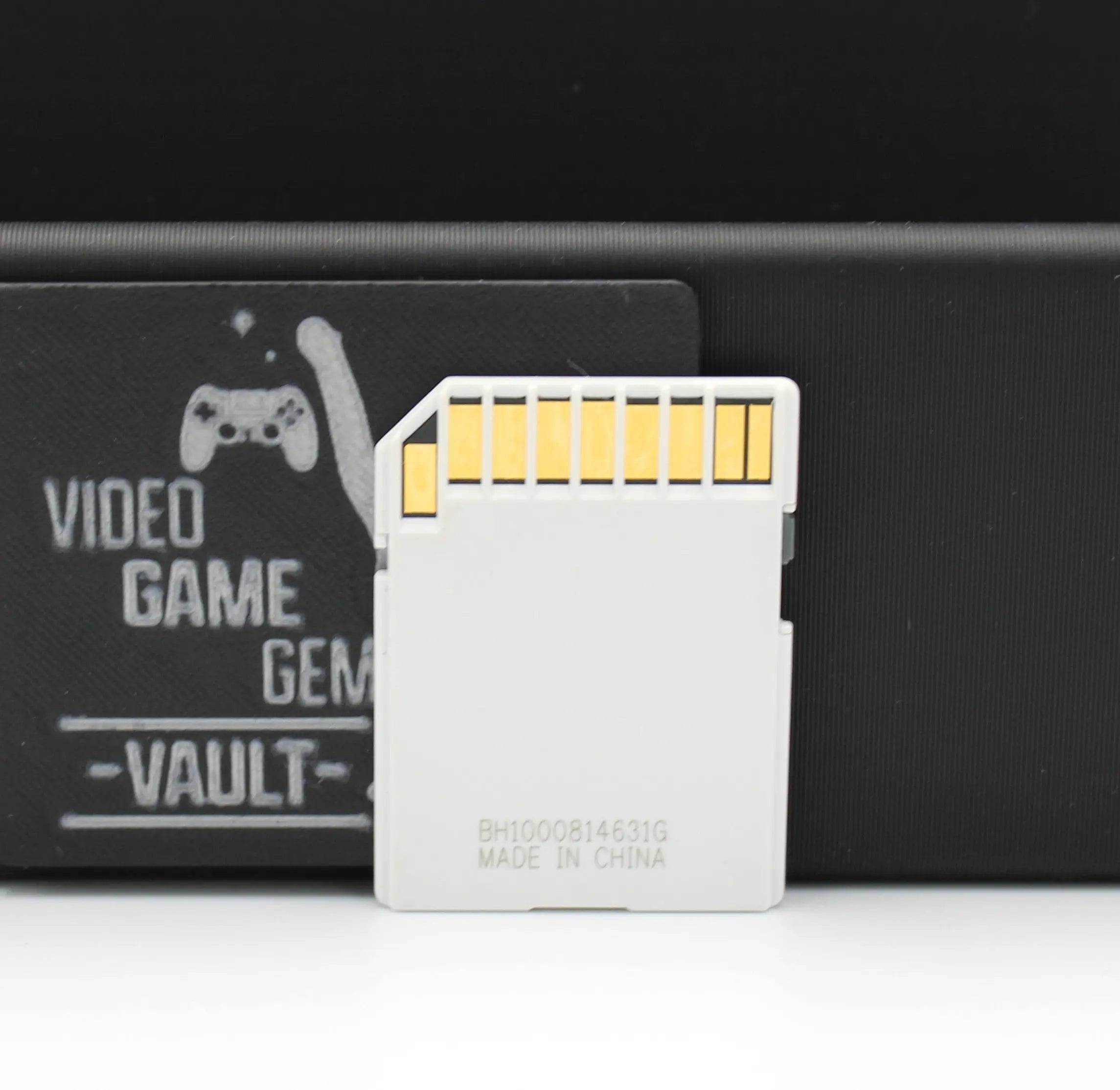 “Rear of White SanDisk 4GB SDHC Memory Card for Nintendo DSi (OEM, 2010), with regulatory symbols and serial number.”