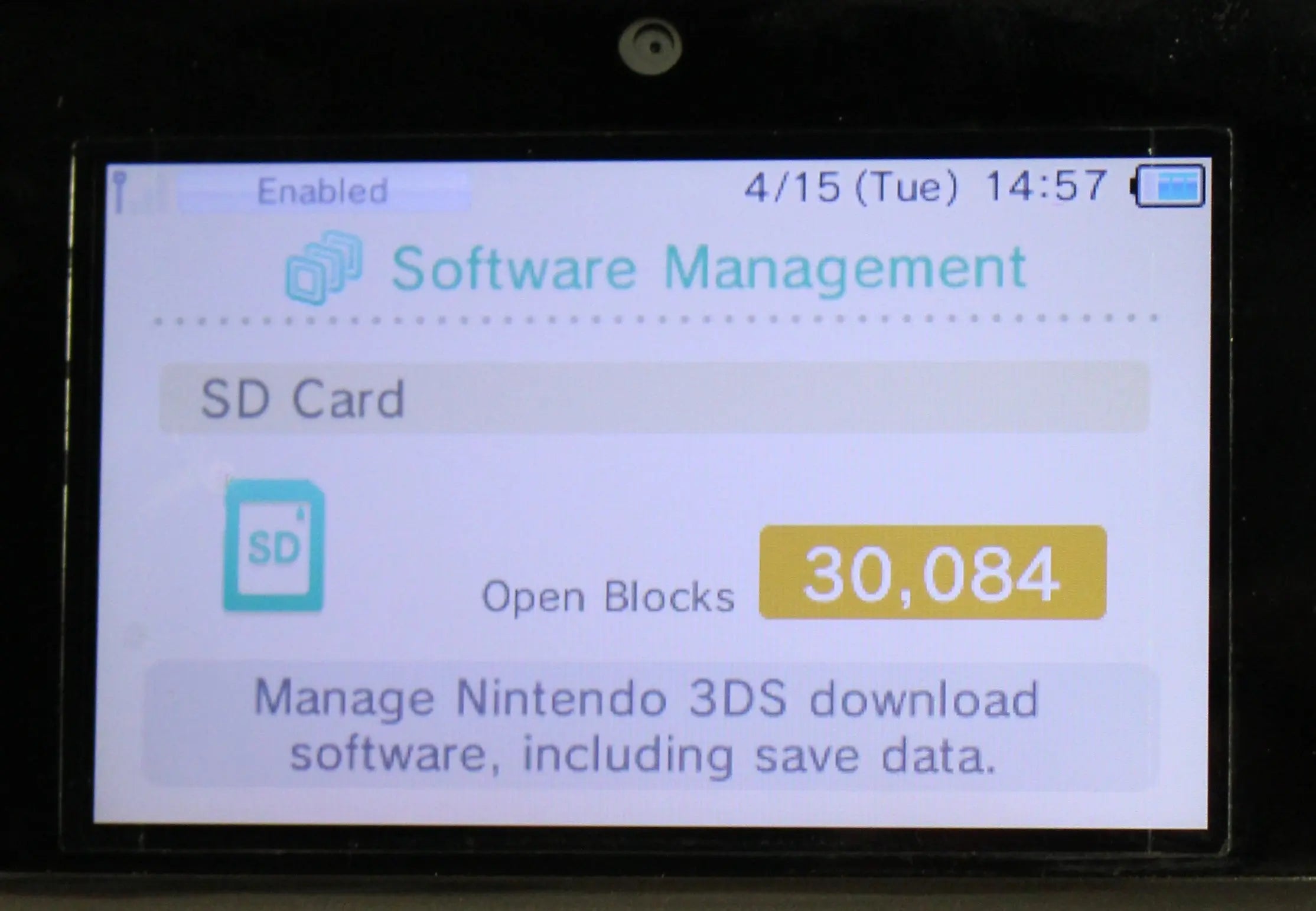 “Software Management screen on a Nintendo 3DS – NTSC‑U, showing the SD Card section with a SanDisk 4 GB SDHC Memory Card (OEM, 2010) and indicating 30,084 open blocks available.”